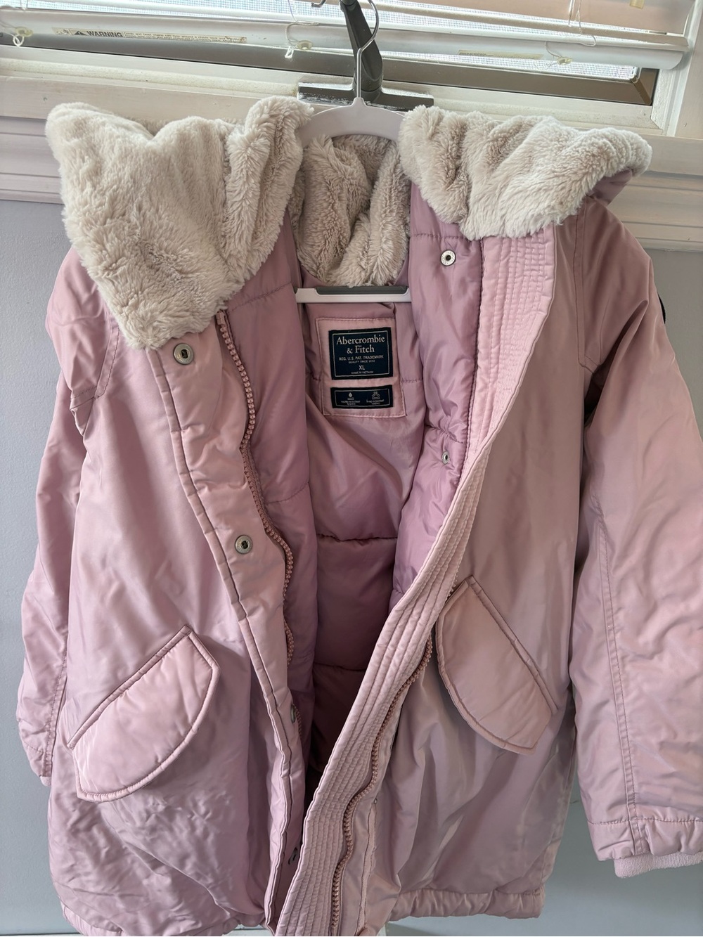 Abercrombie & Fitch Pink Faux-Fur Lined Puffer Parka - Picture 5 of 7